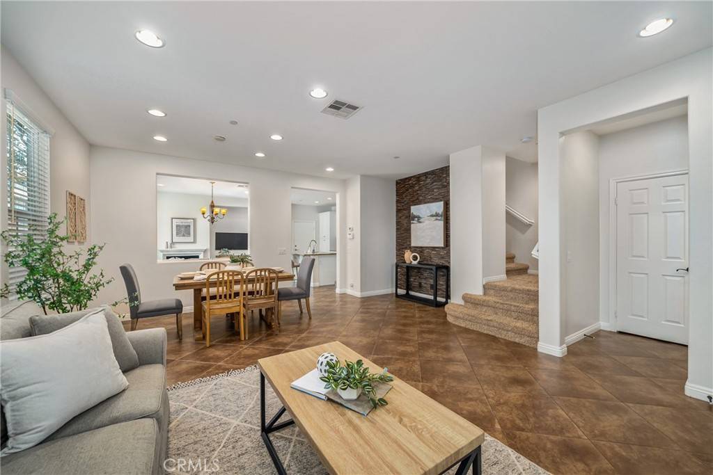 Eastvale, CA 91752,6363 Marbella LN