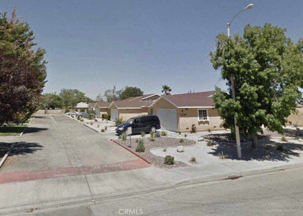 38647 25th ST E #4, Palmdale, CA 93550