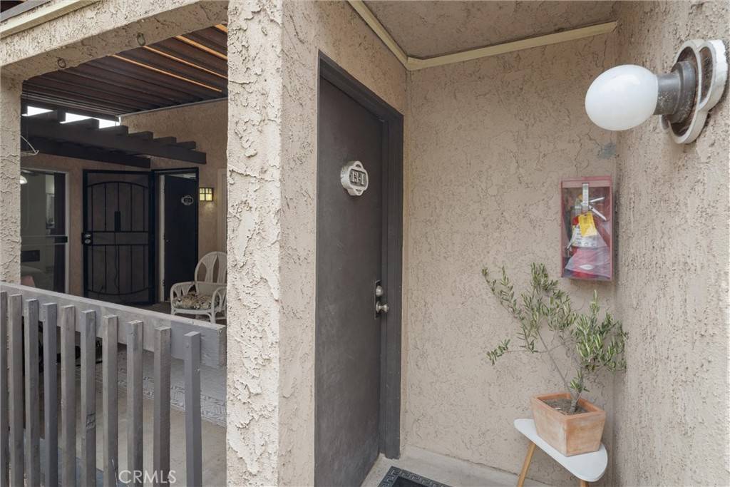 Long Beach, CA 90815,7890 E Spring ST #13I