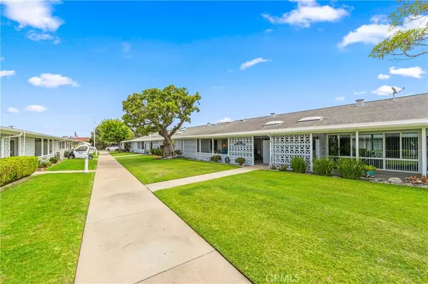 Seal Beach, CA 90740,13721 El Dorado M-3 20C DR