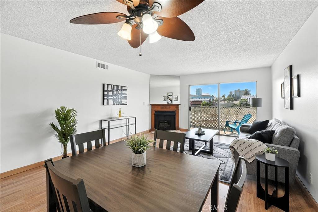 Long Beach, CA 90802,955 E 3rd ST #304