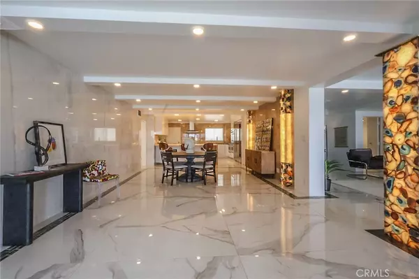 Corona Del Mar, CA 92625,2525 Ocean BLVD #C-1