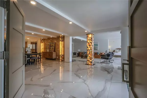 Corona Del Mar, CA 92625,2525 Ocean BLVD #C-1