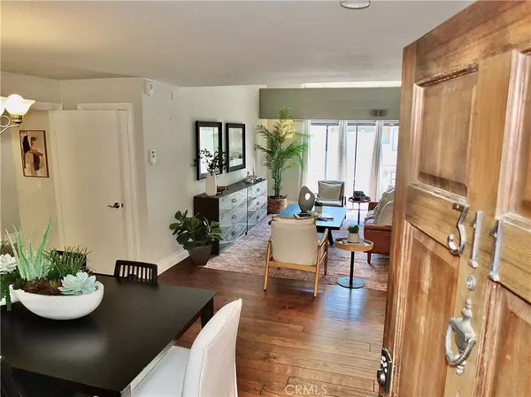 Long Beach, CA 90815,4138 E Mendez ST #311