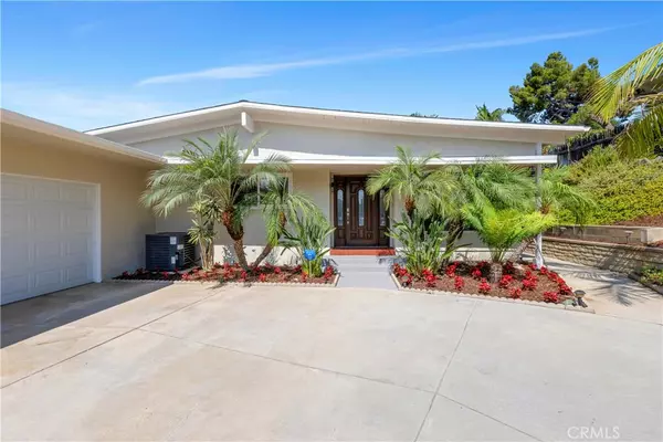 Fullerton, CA 92831,1219 N Raymond AVE