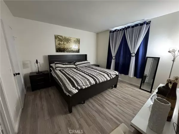 Pacoima, CA 91331,11150 Glenoaks BLVD #305