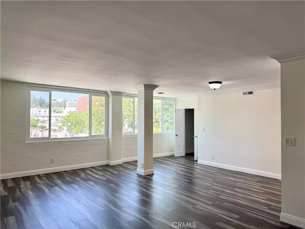 Los Angeles, CA 90024,540 Kelton AVE #502