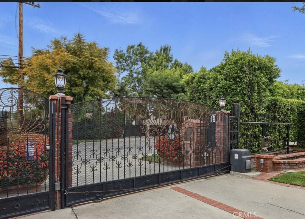 Whittier, CA 90605,8662 Ocean View Avenue