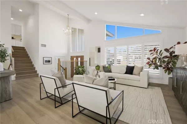 Huntington Beach, CA 92647,15551 Sunburst LN
