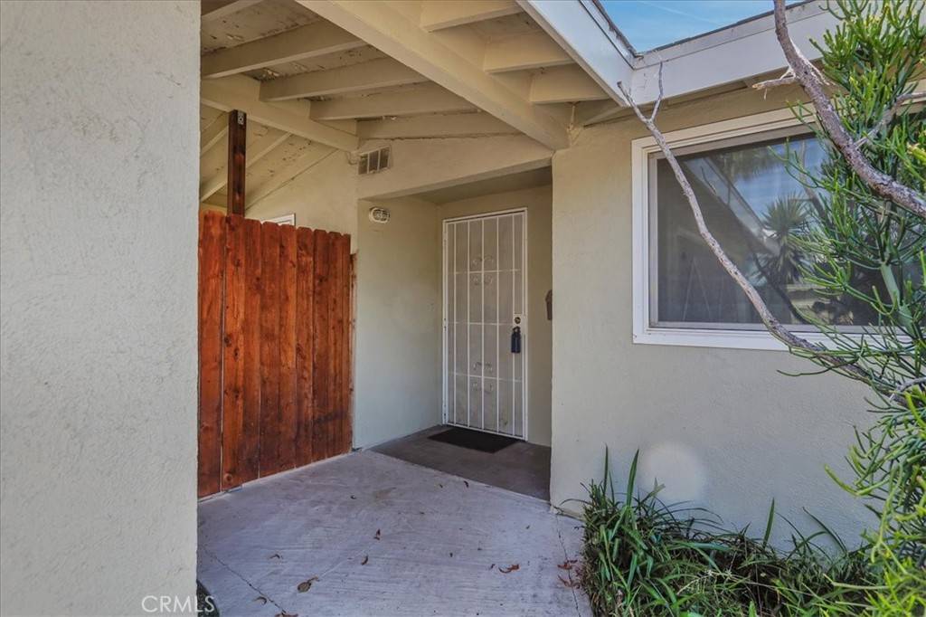 Costa Mesa, CA 92626,287 Hanover DR