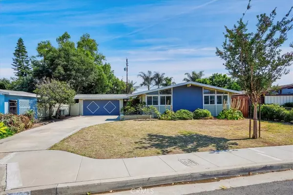 287 Hanover DR, Costa Mesa, CA 92626