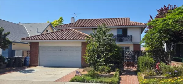 5201 La Luna DR, La Palma, CA 90623