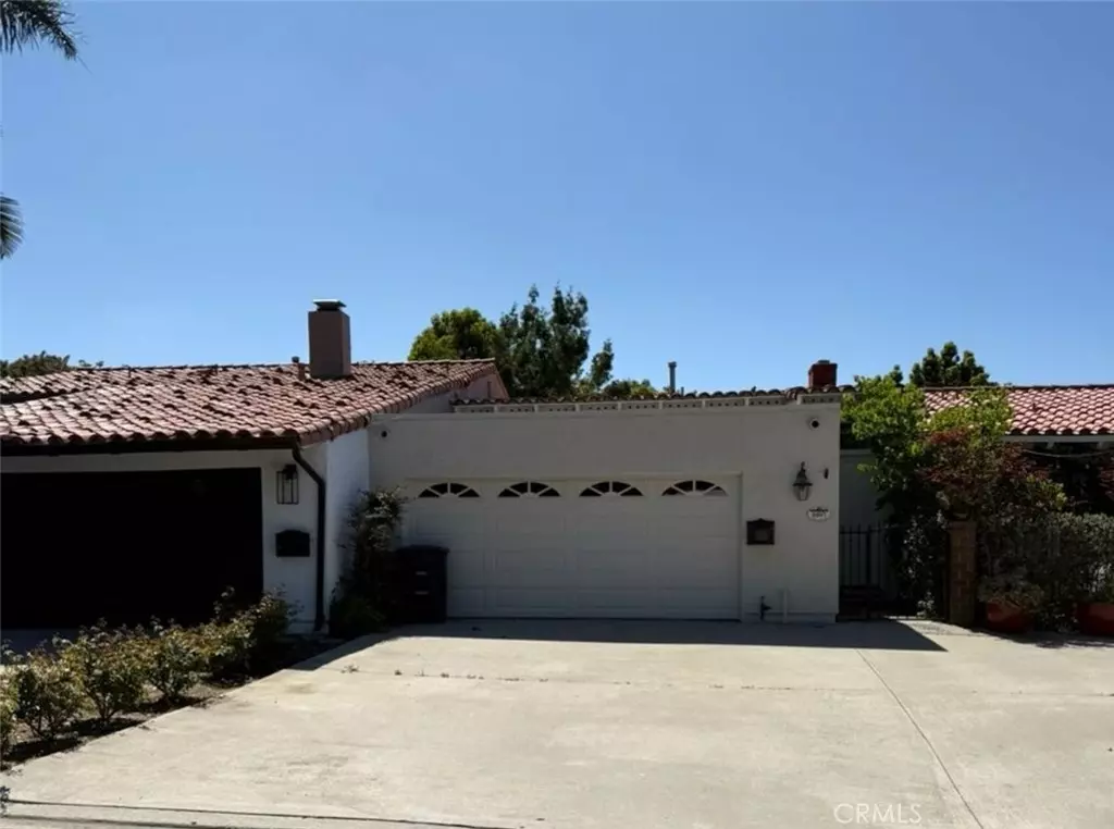 Newport Beach, CA 92660,2607 Vista Ornada