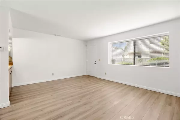 Orange, CA 92868,1910 W Palmyra Ave #138