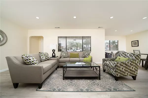 Downey, CA 90242,12566 Dolan AVE