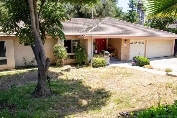 757 Mockingbird CIR, Escondido, CA 92025