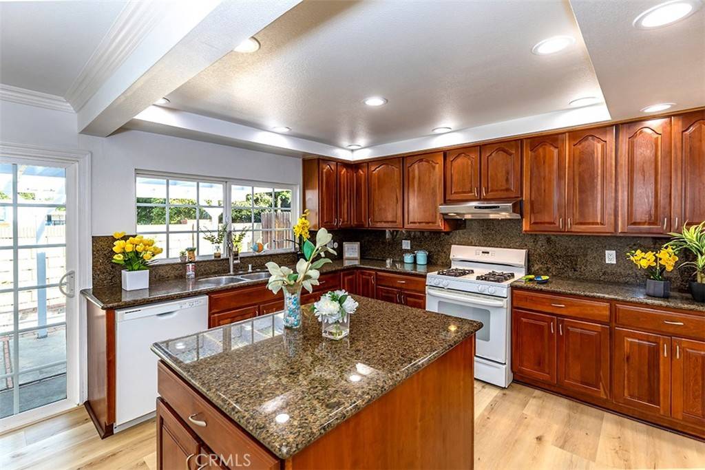 5353 Barrett CIR, Buena Park, CA 90621