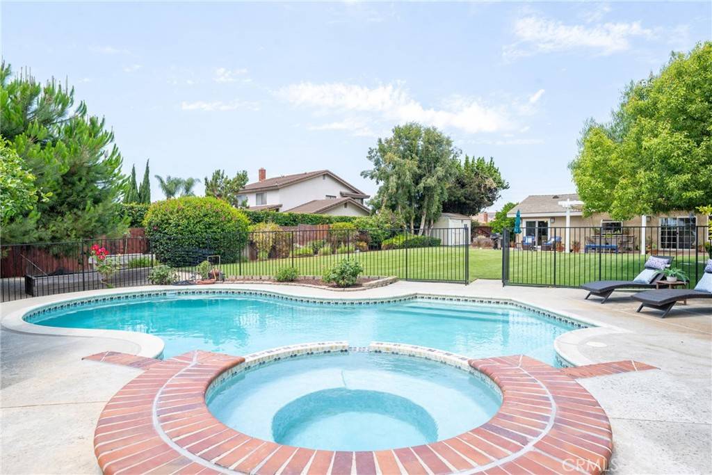 Yorba Linda, CA 92886,17622 La Entrada DR