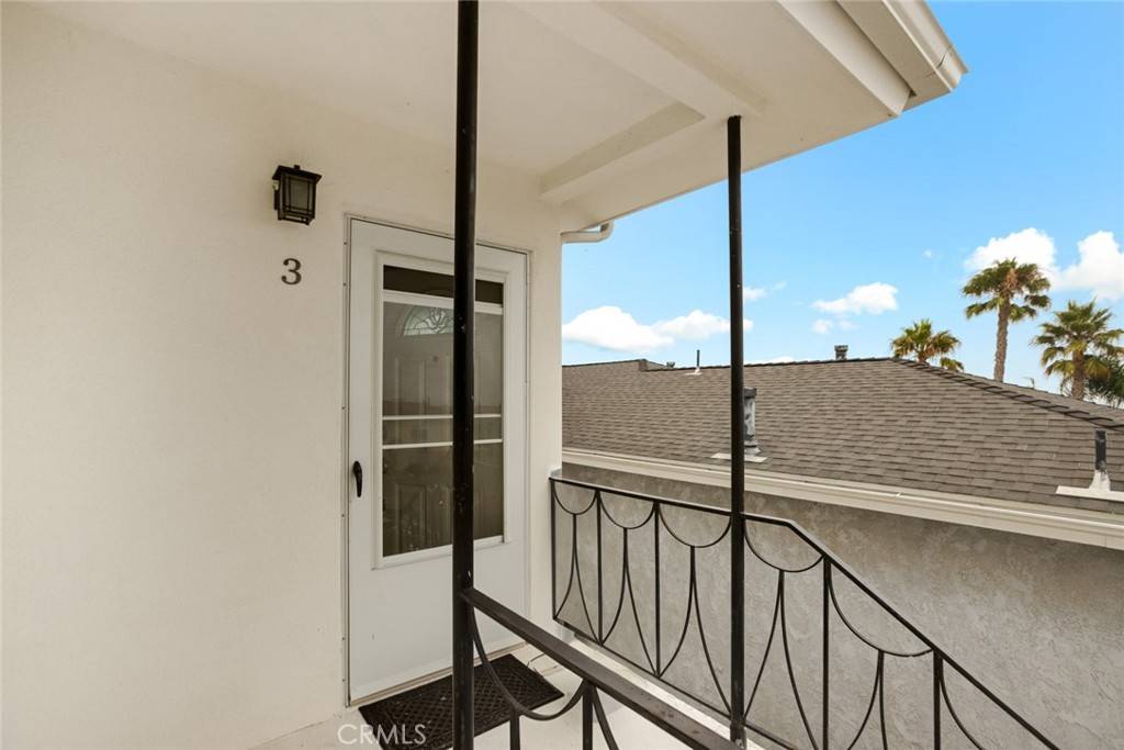 San Pedro, CA 90731,740 W 27th ST #3