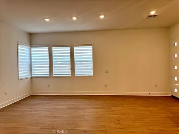 Irvine, CA 92618,182 Proctor