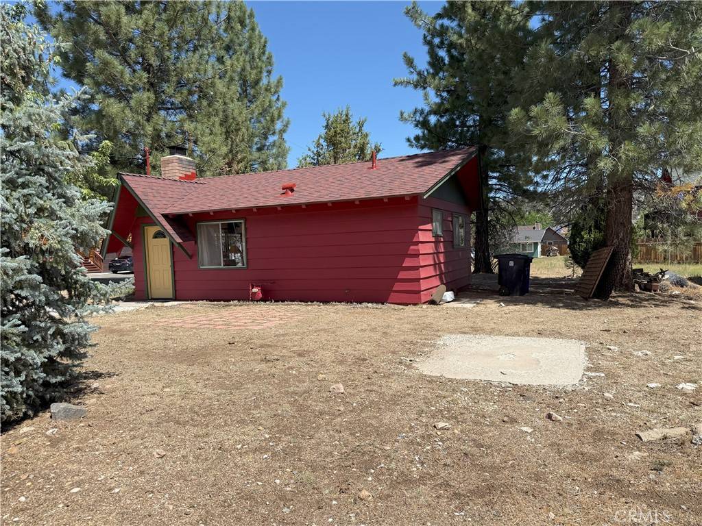 Big Bear City, CA 92314,936 Pinon LN