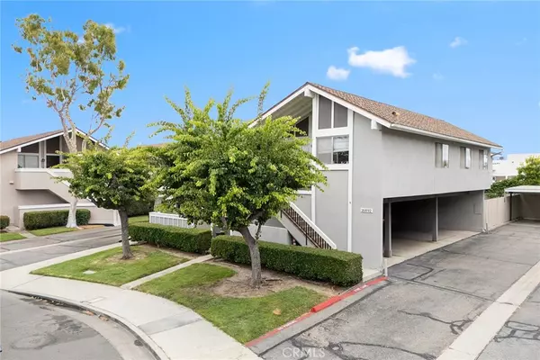 16892 Limelight CIR #B, Huntington Beach, CA 92647