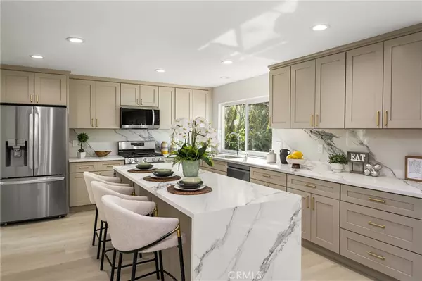 Mission Viejo, CA 92691,23652 Algiers ST