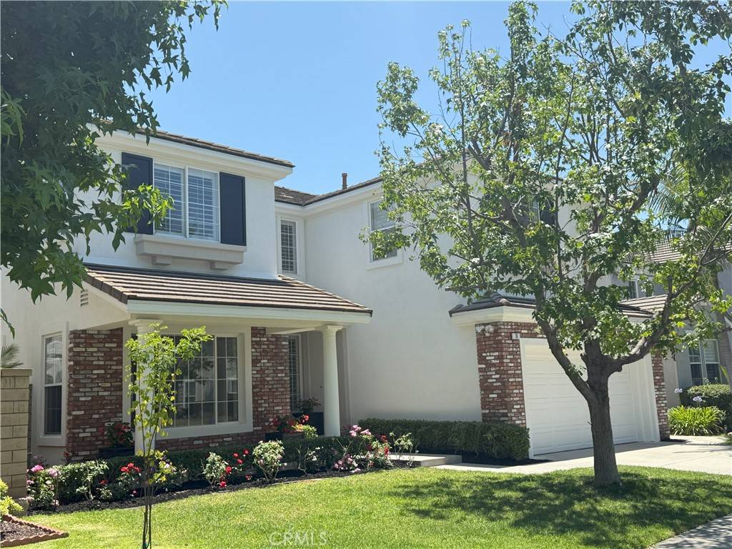Buena Park, CA 90621,18 Lakeside DR