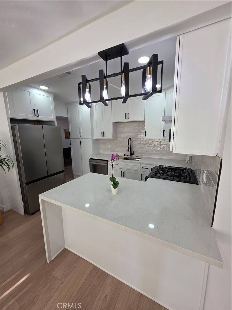 Santa Ana, CA 92703,1205 English ST