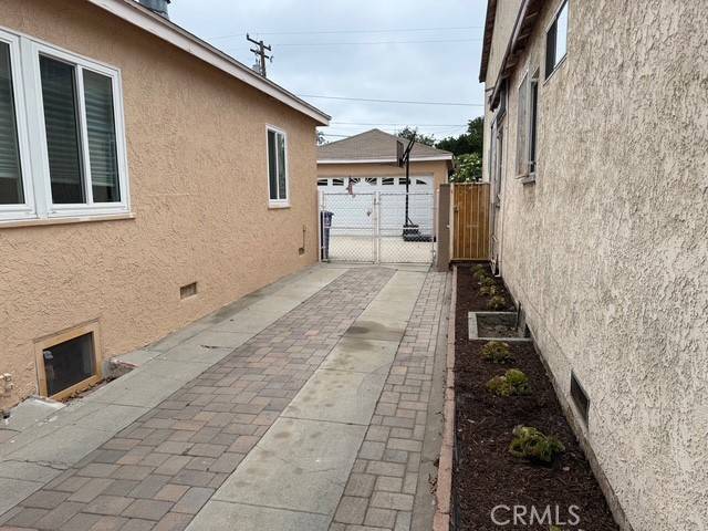 South Gate, CA 90280,3341 Wisconsin AVE