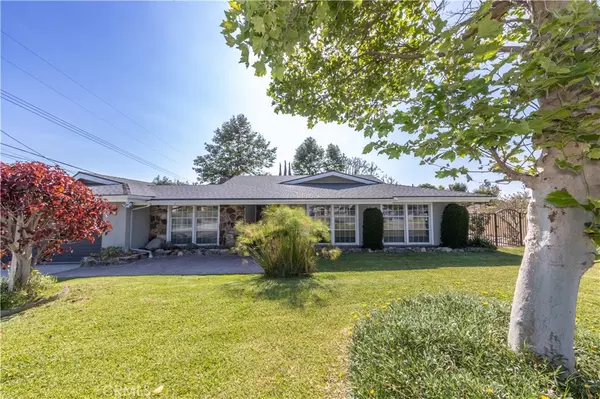 Yorba Linda, CA 92886,4661 Woodhaven DR