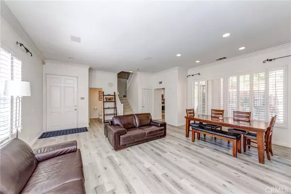 Aliso Viejo, CA 92656,5 Pelicano