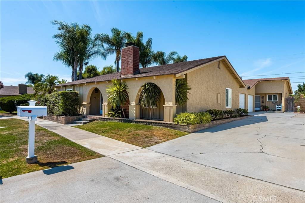 1112 1114 Napa ST, Tustin, CA 92780