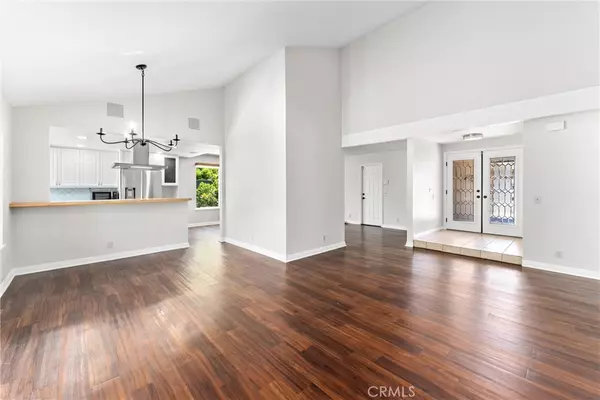 Santa Ana, CA 92707,201 W Harvey AVE