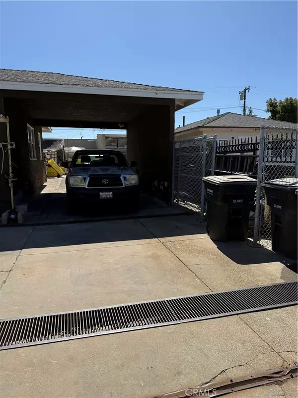 Artesia, CA 90701,17210 Jersey AVE