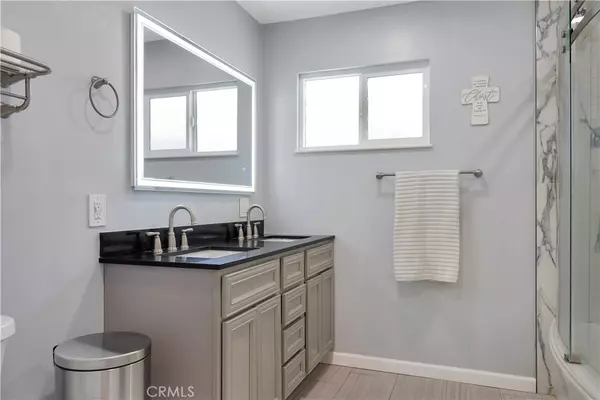 Fullerton, CA 92831,313 N Acacia AVE #C