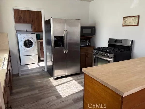 Lawndale, CA 90260,4313 W 167th ST