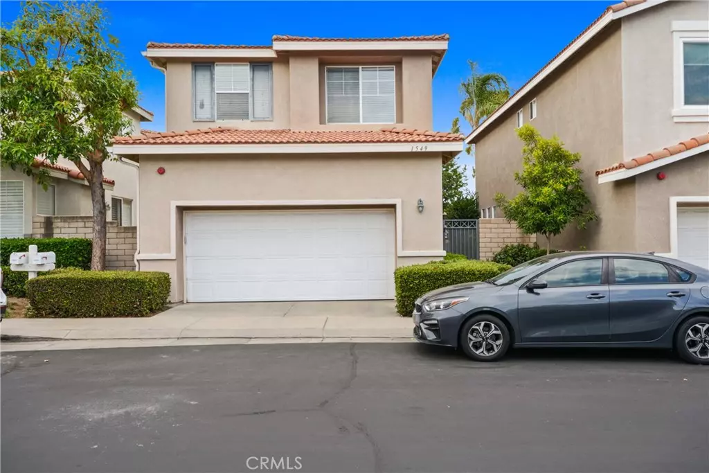 Placentia, CA 92870,1549 E Cameron WAY