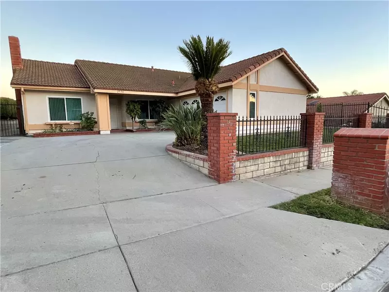 2536 Greenhill DR, Fullerton, CA 92833