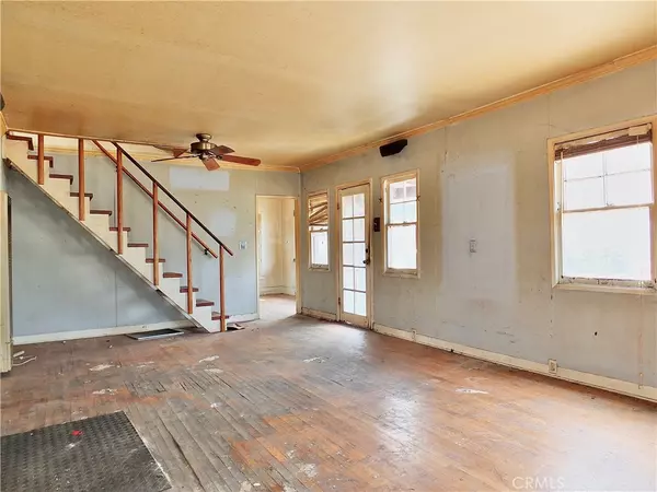 Long Beach, CA 90804,744 Gladys AVE