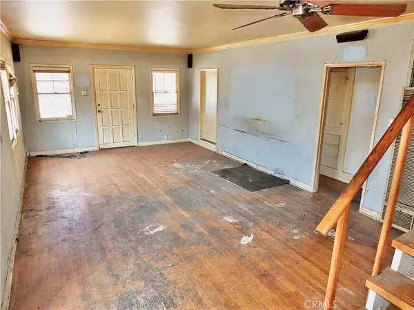 Long Beach, CA 90804,744 Gladys AVE