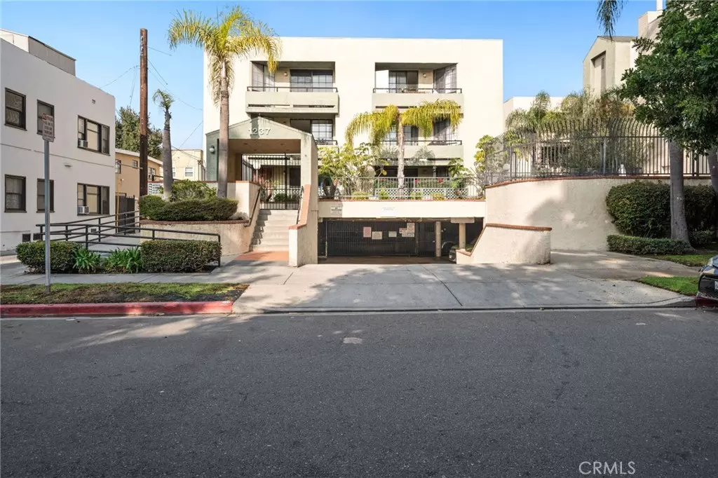 Long Beach, CA 90802,1237 E 6th ST #201