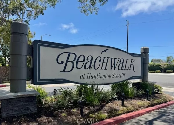 7012 Little Harbor Dr, Huntington Beach, CA 92648