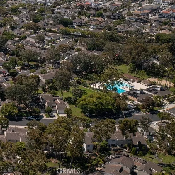 Huntington Beach, CA 92648,7012 Little Harbor Dr