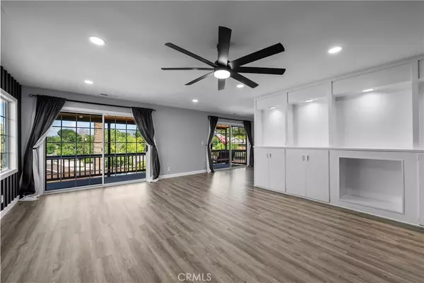 Newhall, CA 91321,25083 Wheeler RD