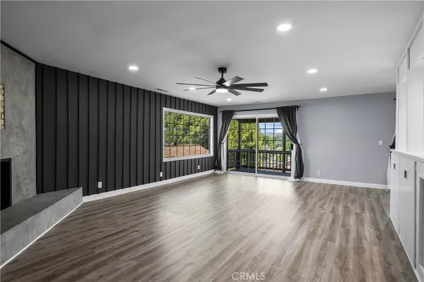 Newhall, CA 91321,25083 Wheeler RD
