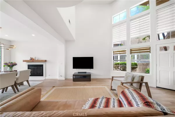 Fullerton, CA 92833,3001 Wisteria LN