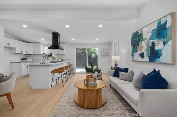 Anaheim, CA 92805,243 E Susanne ST