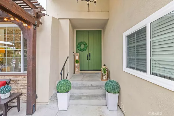 Santa Ana, CA 92704,2309 W Knox AVE
