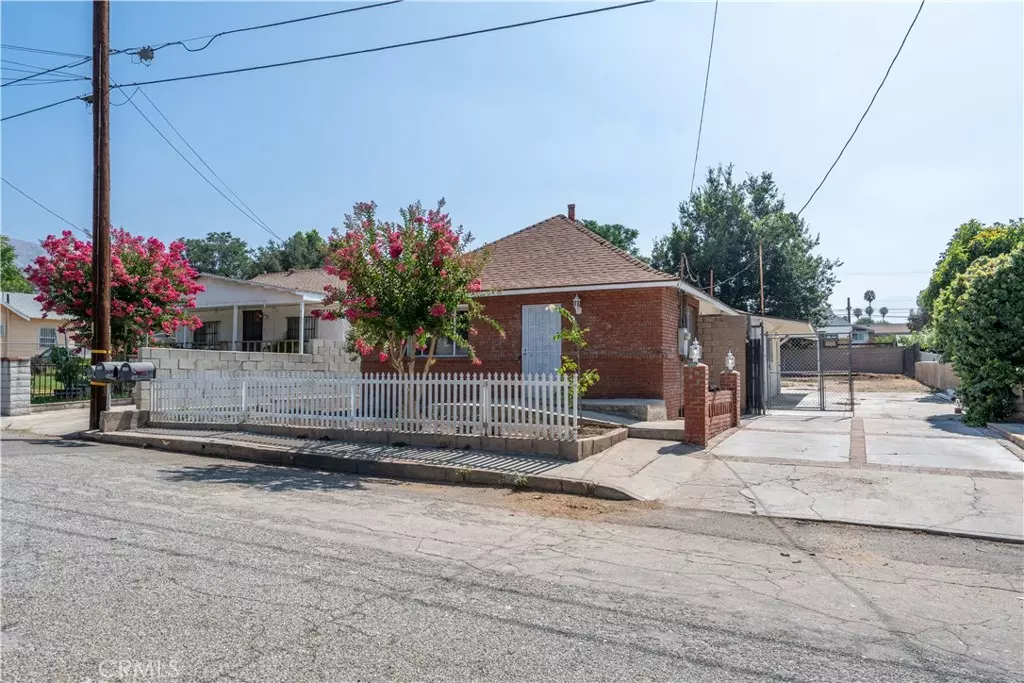 Highland, CA 92346,2123 La Verne AVE